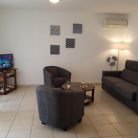 La Perle Marine Apartment Сен-Лу Екстериор снимка